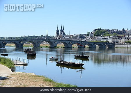 
                Loire, Blois, Loirebrücke                   