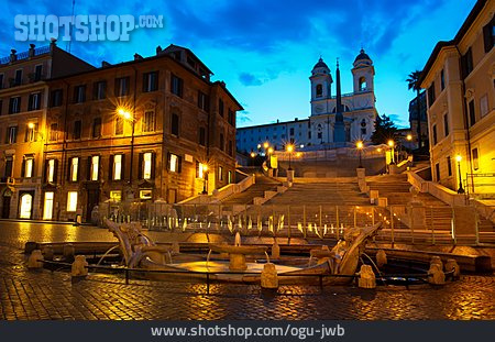 
                Rom, Santa Trinità Dei Monti, Spanische Treppe, Fontana Della Barcaccia                   