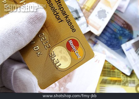 
                Bezahlen, Kreditkarte, Bargeldlos, Kreditkartenbetrug                   
