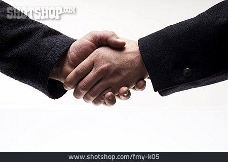 
                Kooperation, Vertragsabschluss, Händedruck                   