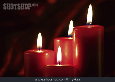 
                Kerzenlicht, Adventszeit                   
