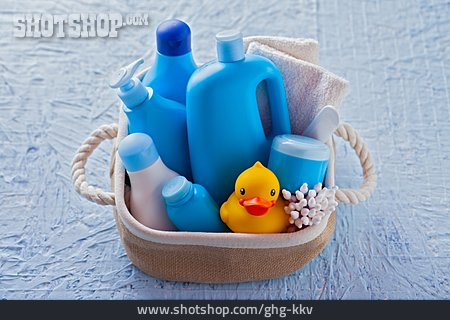
                Shampoo, Pflegeprodukte, Badeutensilien, Babypflege                   