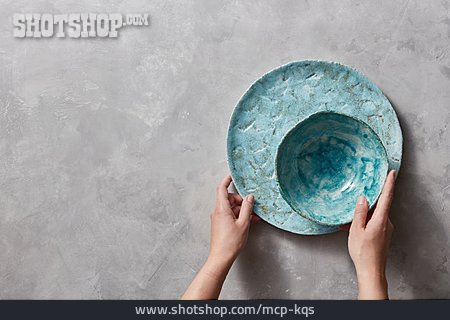 
                Handarbeit, Geschirr, Keramik                   