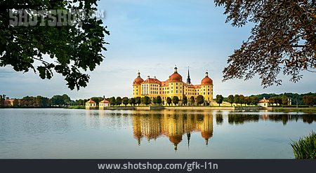 
                Schloss Moritzburg, Schlossteich                   