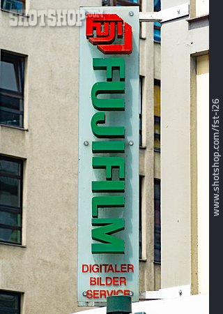 
                Logo, Fujifilm                   