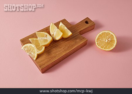 
                Zitronenspalte, Zitronenhälfte, Zitrone                   