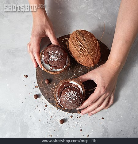 
                Kokos, Schokoladeneis                   