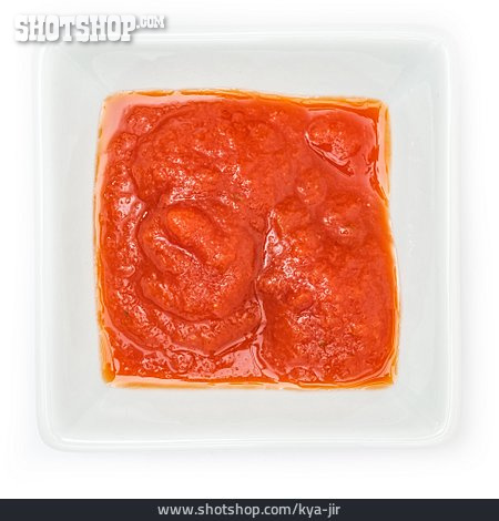 
                Tomatensauce                   