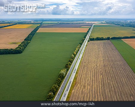 
                Acker, Landwirtschaft, Autobahn                   
