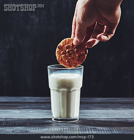 
                Milch, Snack, Cookie                   