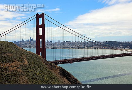 
                San Francisco, Golden Gate Bridge                   