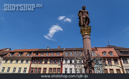 
                Heidelberg, Herkulesfigur                   