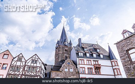 
                Altstadt, Bernkastel-kues, Sankt Michael Und Sankt Sebastian                   