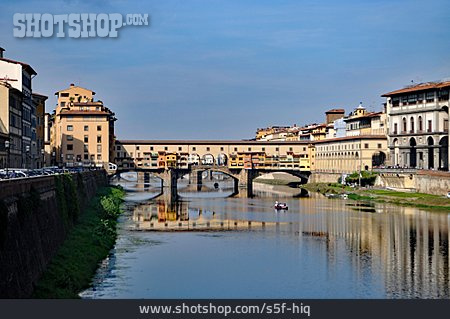 
                Ponte Vecchio                   
