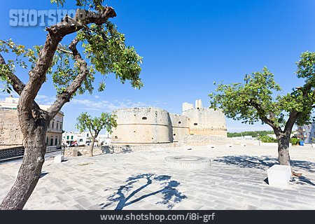 
                Festungsanlage, Otranto                   
