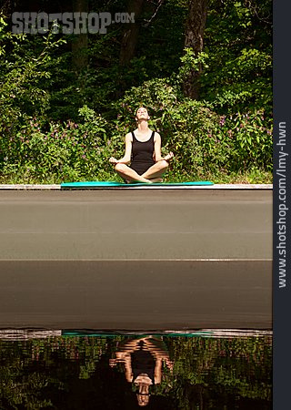 
                Natur, Yoga, Meditieren                   