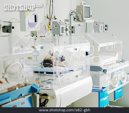 
                Krankenhaus, Inkubator, Frühgeborenes                   