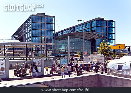 
                Hauptbahnhof, Europaplatz                   