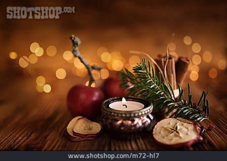 
                Tischdekoration, Weihnachtszeit, Adventszeit                   