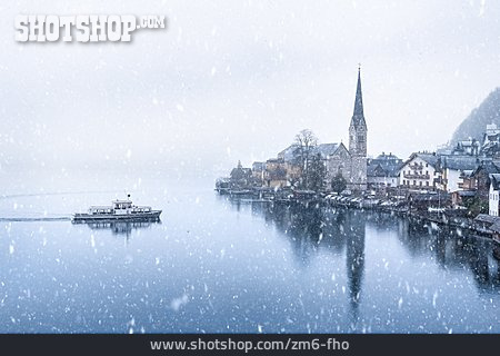 
                Schneefall, Hallstatt, Hallstätter See                   