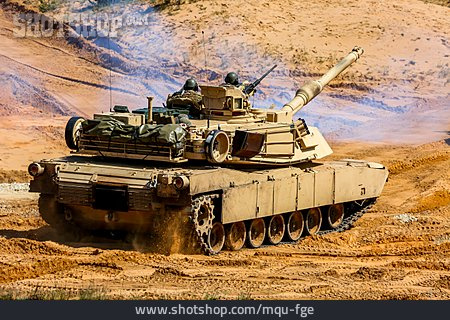 
                Panzer, M1 Abrams                   