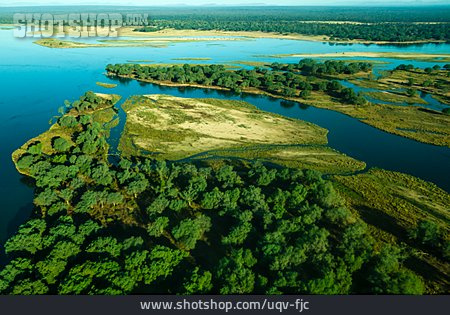
                Flusslandschaft, Sambia                   