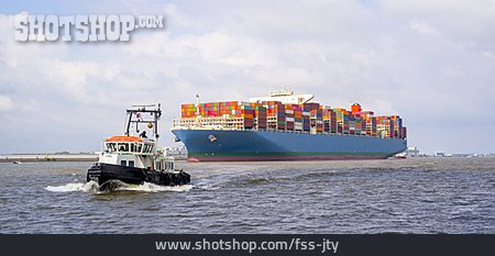 
                Schifffahrt, Schlepper, Containerschiff                   
