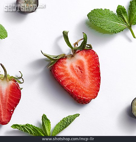 
                Erdbeere, Minze                   