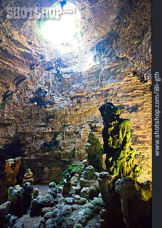 
                Grotte Di Castellana                   