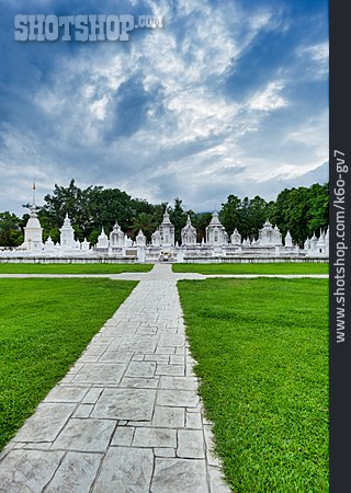 
                Friedhof, Wat Suan Dok                   