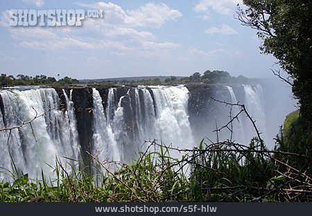 
                Wasserfall, Victoriafälle, Sambesi                   