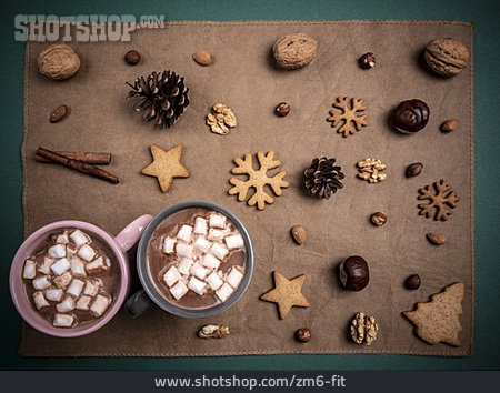 
                Weihnachtsplätzchen, Heiße Schokolade                   