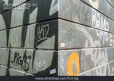 
                Graffiti, Hausecke                   