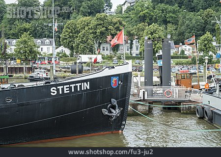 
                Schiff, Stettin                   