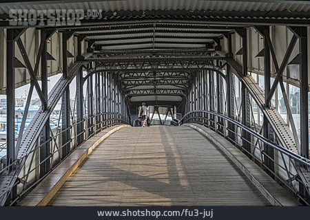 
                Fußgängerbrücke, überseebrücke                   