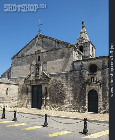 
                église Notre-dame-de-la-major D'arles                   