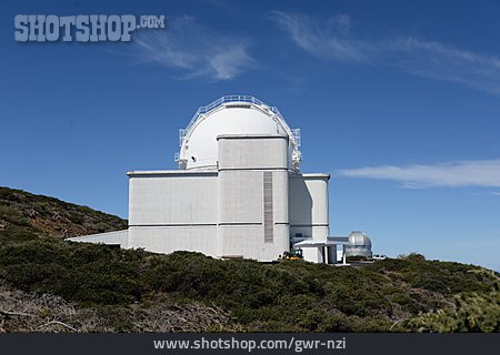 
                Roque-de-los-muchachos-observatorium, Isaac-newton-teleskop                   
