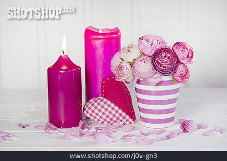 
                Rosa, Blumenstrauß, Kerzen                   