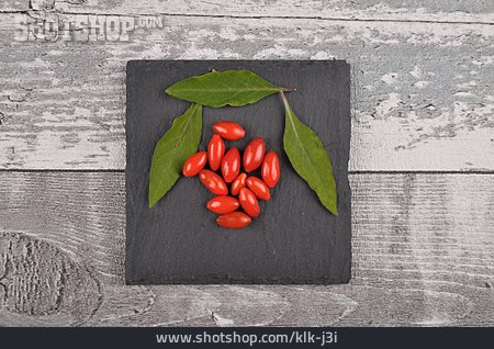 
                Goji                   