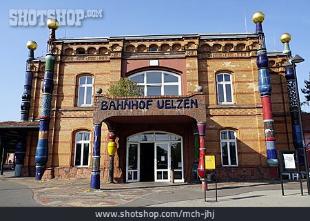 
                Bahnhof, Uelzen                   