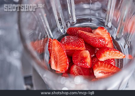 
                Erdbeere, Mixer                   