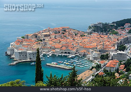 
                Dubrovnik, Adriaküste                   
