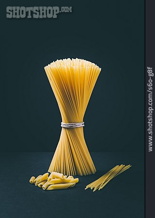 
                Spaghetti, Pasta, Makkaroni                   
