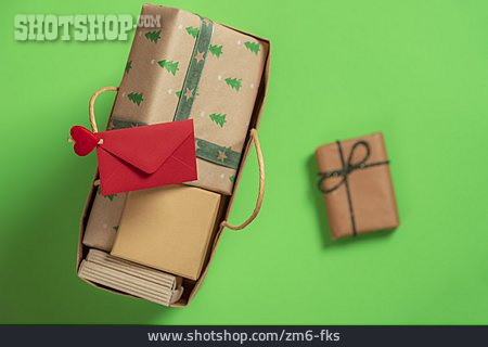 
                Geschenke, Weihnachtsgeschenk                   