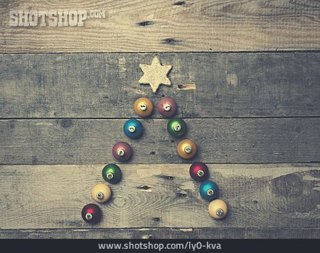 
                Weihnachtsdekoration, Christbaumkugeln, Weihnachtsbaum                   