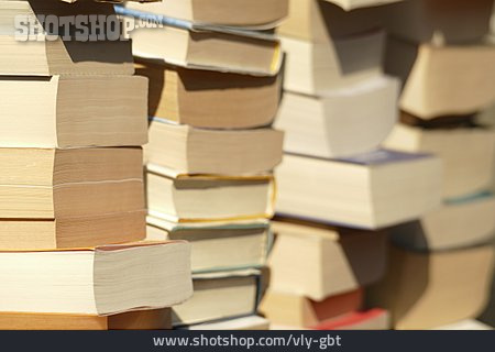 
                Bücher, Bücherstapel                   