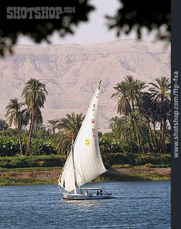 
                Segelboot, Segeln, Nil                   