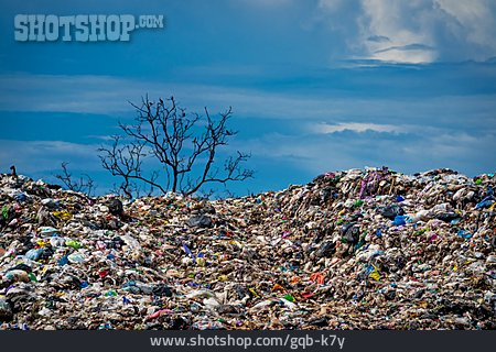
                Müllhalde, Müllkippe, Abfallwirtschaft                   