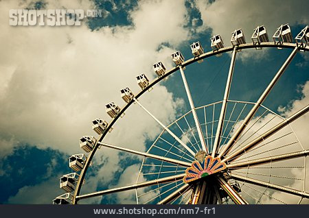 
                Riesenrad                   