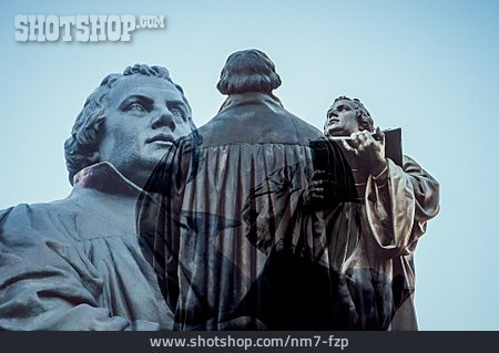 
                Martin Luther, Lutherdenkmal                   
